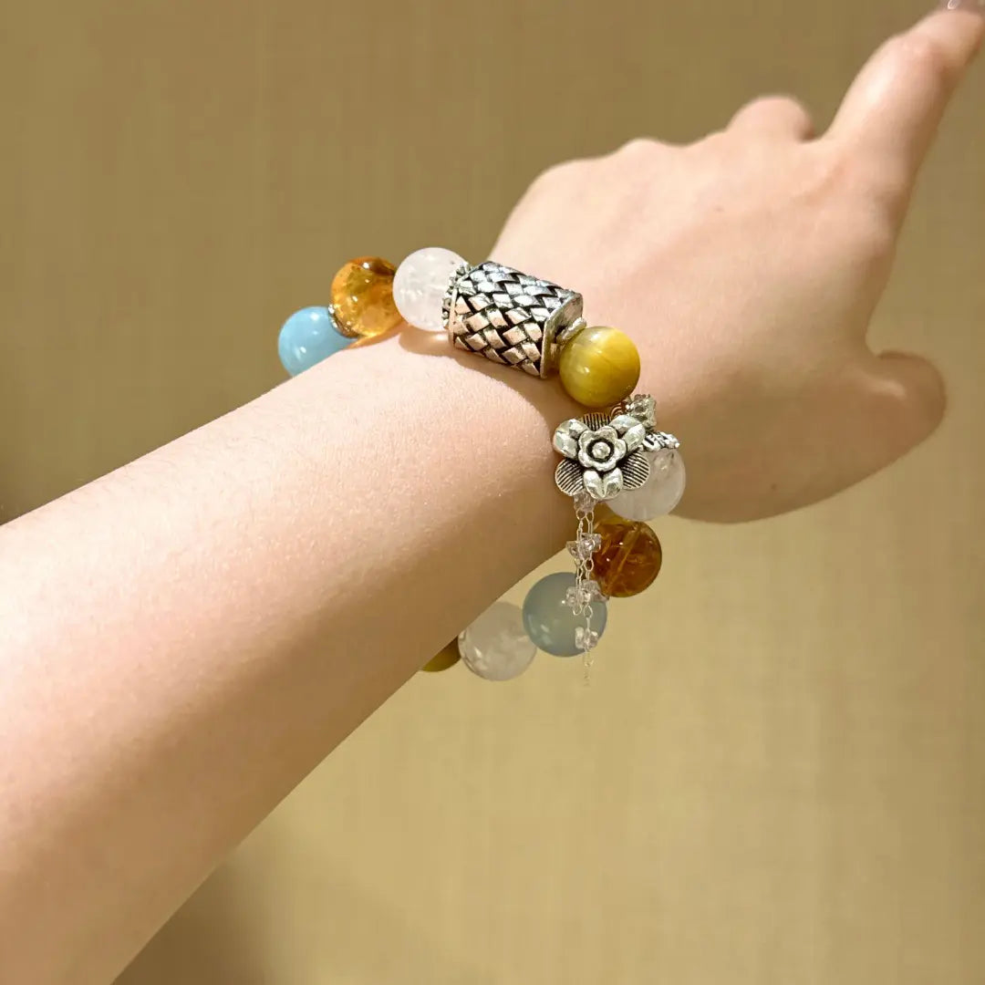 Handcrafted shopify--jewelry-material-1dyzjxql; citrine-crystal; tigers-eye; clear-quartz; kunzite; white-phantom-quartz; aquamarine Detail for Love - Astara