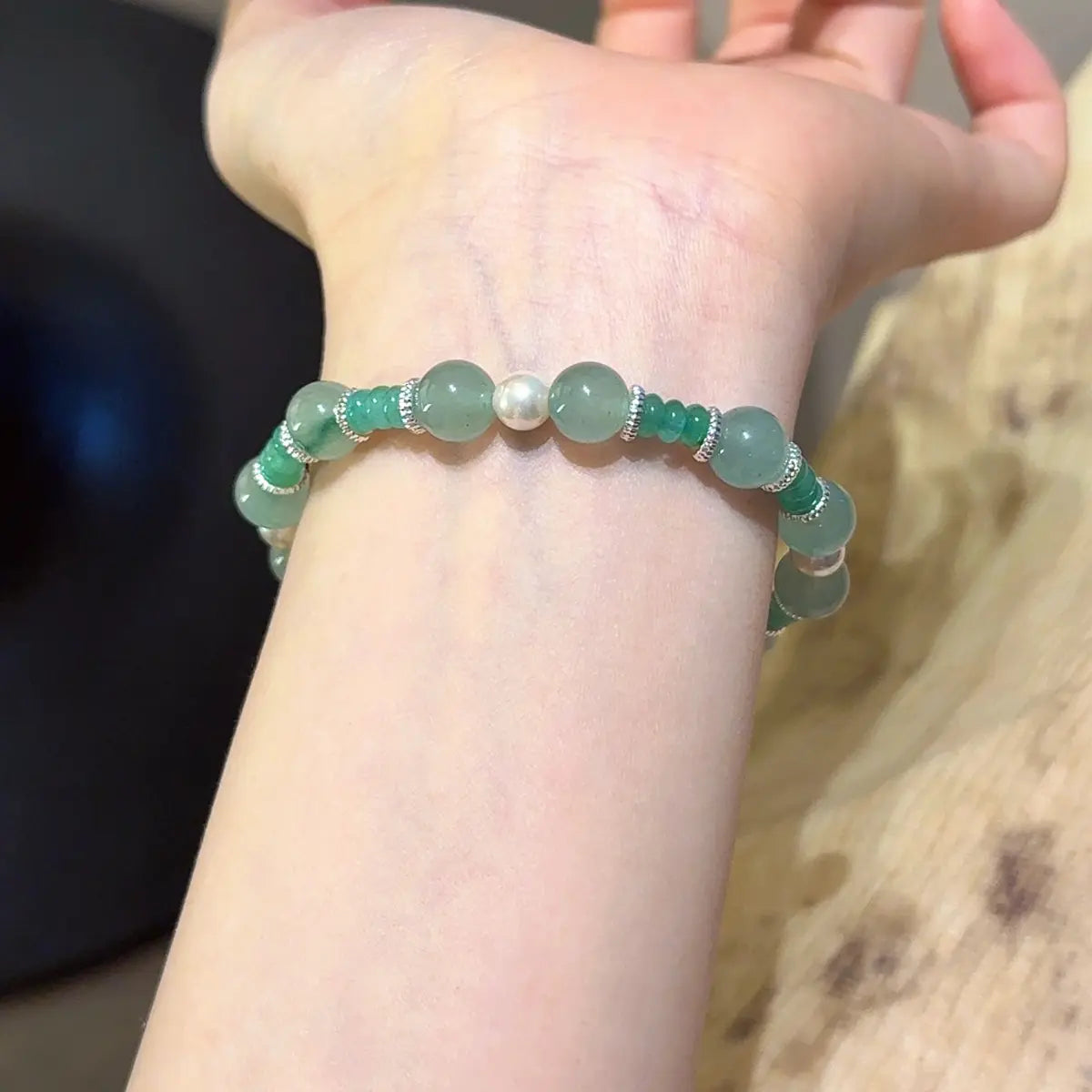 Handcrafted shopify--jewelry-material-1dyzjxql; green-aventurine; shell-pearl Detail for Healing - Astara