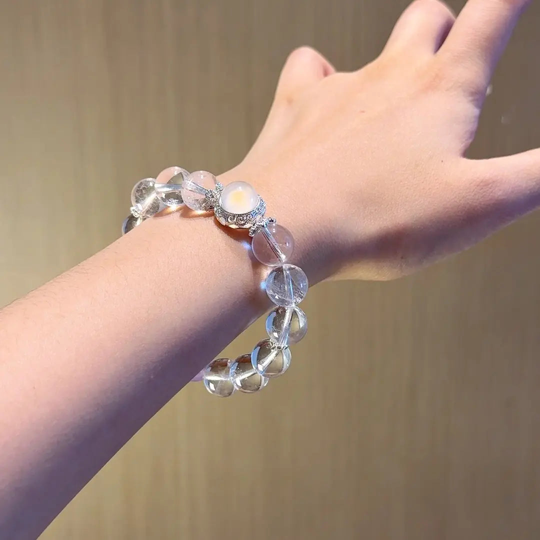 Clear quartz and amethyst bracelet for focus clarity and emotional balance